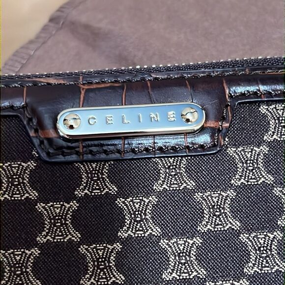 Celineāmacadamāembossedāwallet - Picture 4 of 10